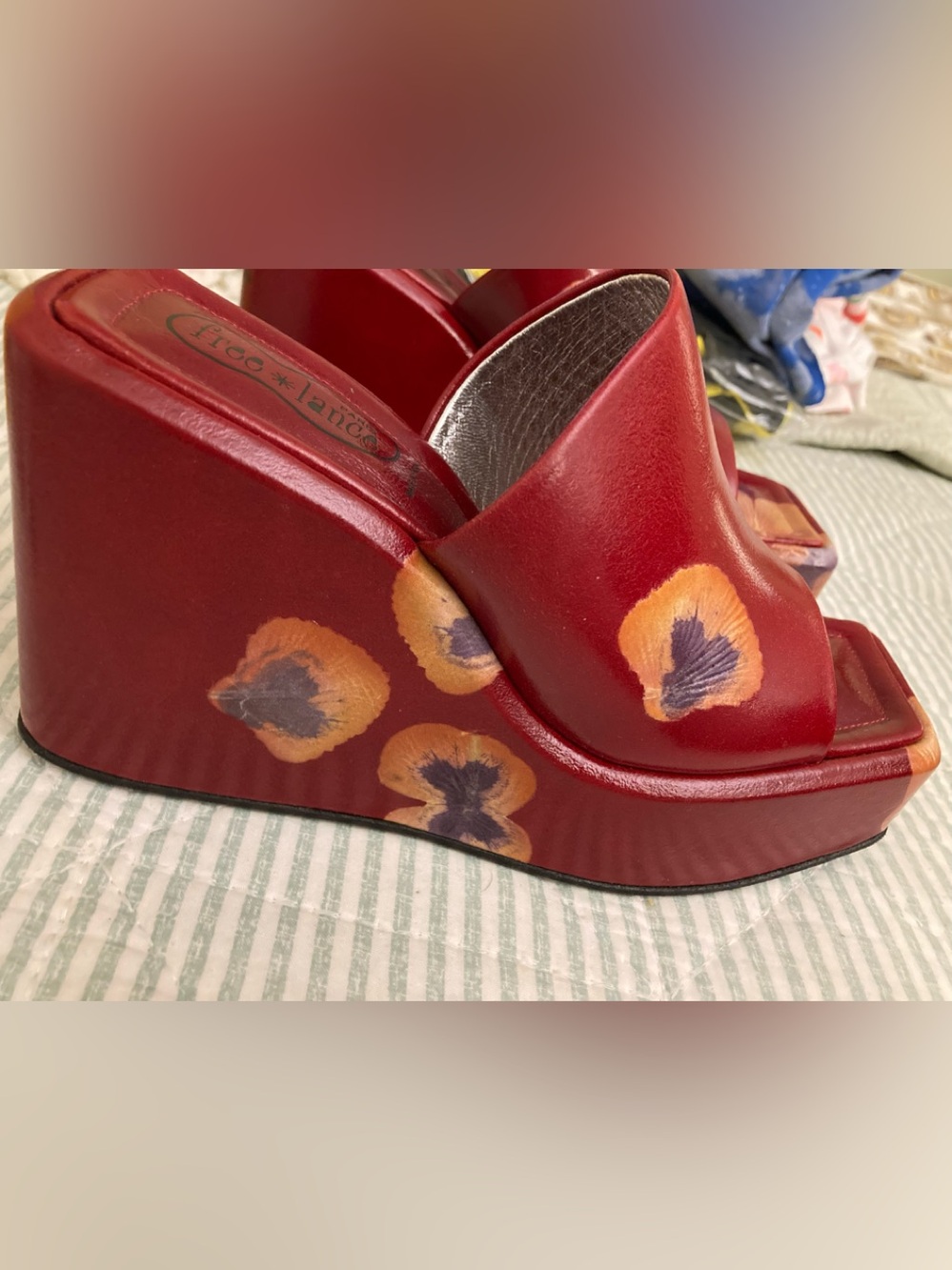 Rare Free Lance Paris Leather Wedge Mules Distinct Abstract  Pattern